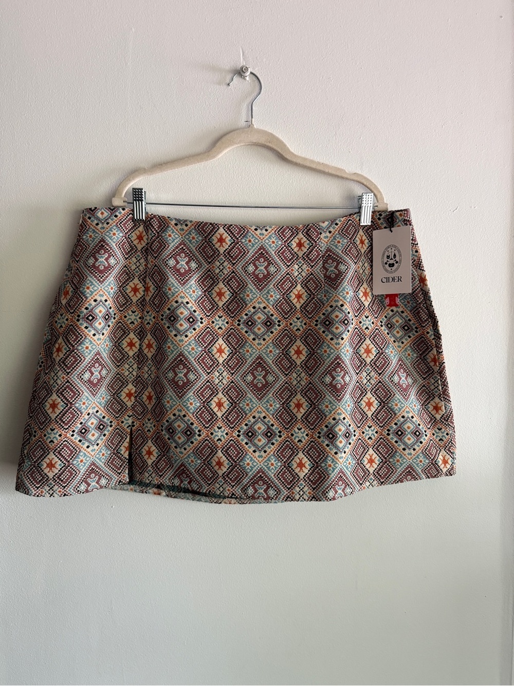 CIDER Curve Woven Low Rise Jacquard Mini Skirt Skort Side Split 3XL Tan Geo